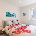 Seaside House For Families With Children Mandre, Pag - 22603 *