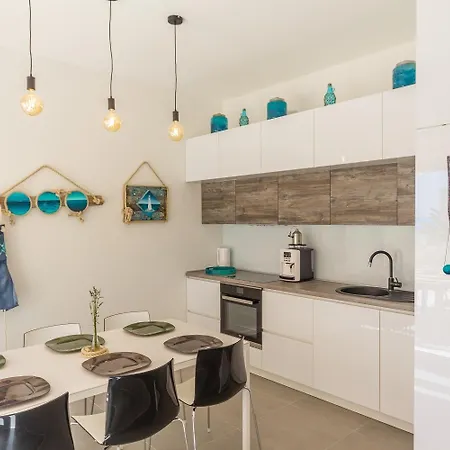 Seaside House For Families With Children Mandre, Pag - 22603 Holiday home
