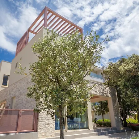 Seaside House For Families With Children Mandre, Pag - 22603 *
