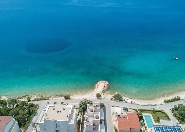 Seaside House For Families With Children Mandre, Pag - 22603 Vakantiehuis Kolan