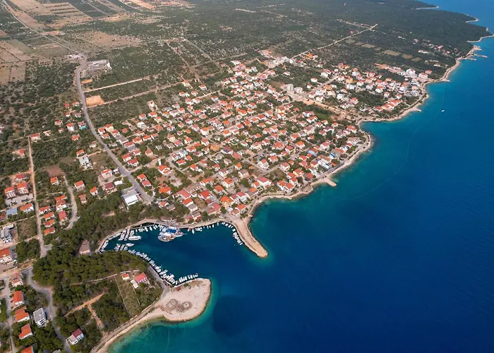 Vakantiehuis Seaside House For Families With Children Mandre, Pag - 22603 *